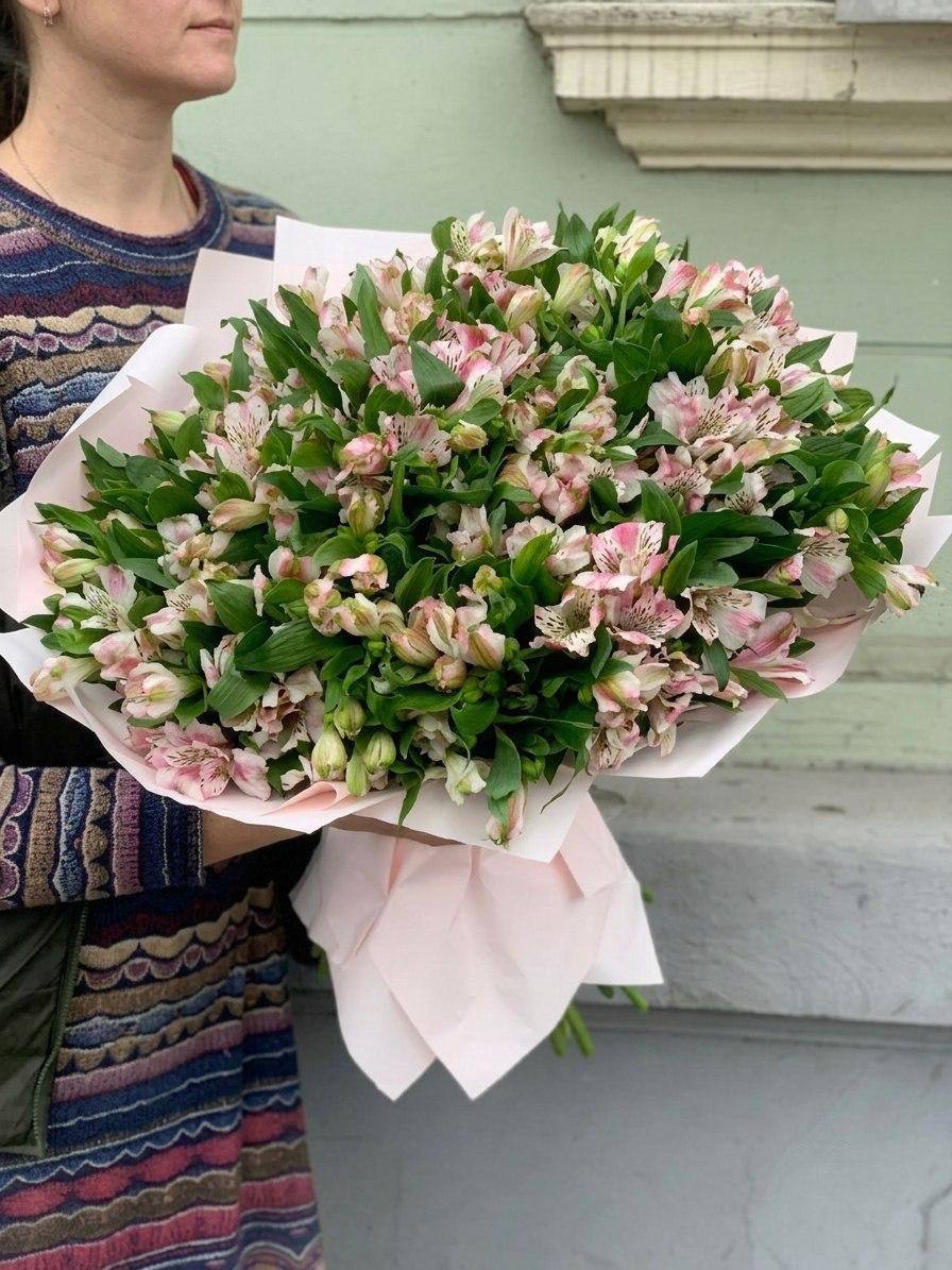 Моно-букет из альстромерий
